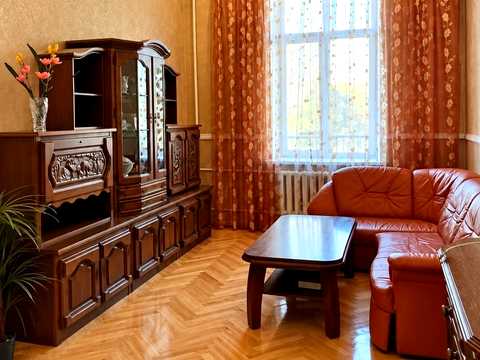 квартира за адресою Басейна вул., 12