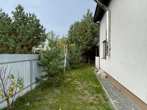 будинок за адресою Весняна