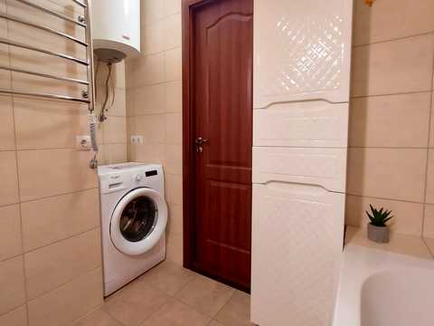 квартира за адресою Софії Русової вул., 7