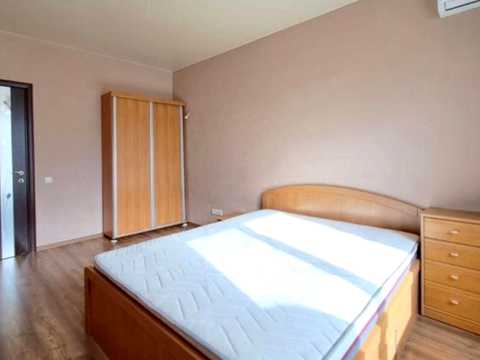 квартира за адресою Райдужний масив вул., 7-Б