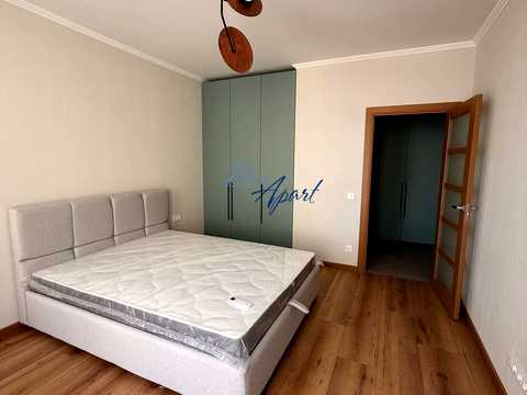 квартира за адресою Олеся Бердника вул., 1