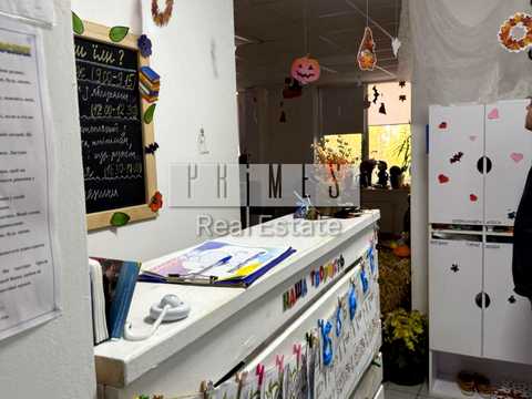 комерційна за адресою Регенераторна вул., 4