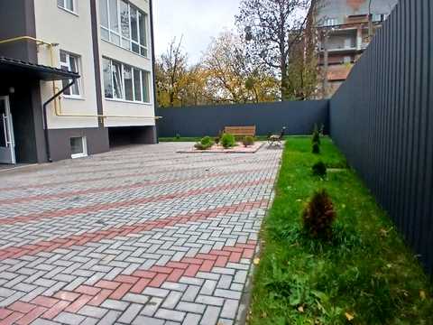 квартира за адресою Центральна вул., 33
