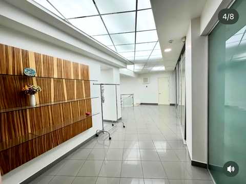 комерційна за адресою Дніпро, Дмитра Яворницького просп. (Карла Маркса), 33