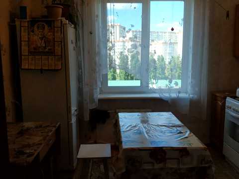 квартира по адресу Небесной Сотни просп. (Маршала Жукова), 83