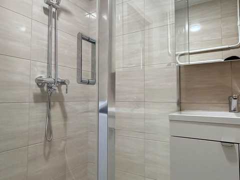 квартира за адресою Олександра Довженка вул., 7