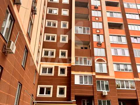 комерційна за адресою Соборна вул., 105