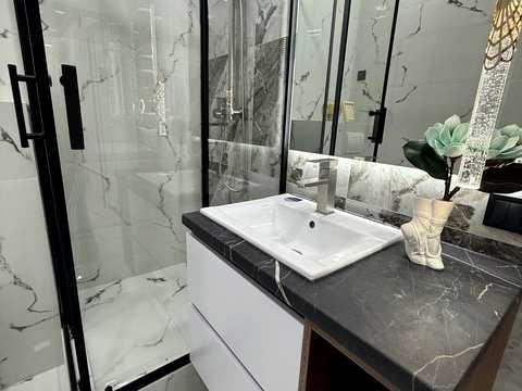 квартира за адресою Краснова вул., (65 перлина)