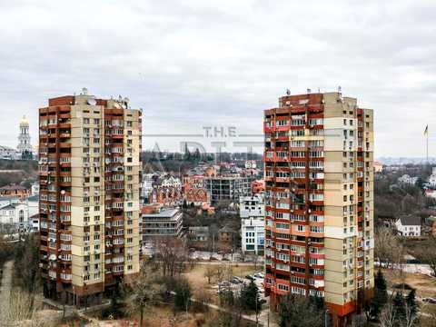 комерційна за адресою Старонаводницька вул., 6-Б