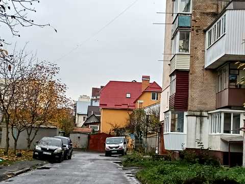 квартира за адресою Зарічанська вул., 52/2