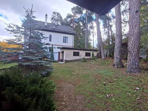квартира по адресу пгт. Брюховичи, Львівська ул., 18