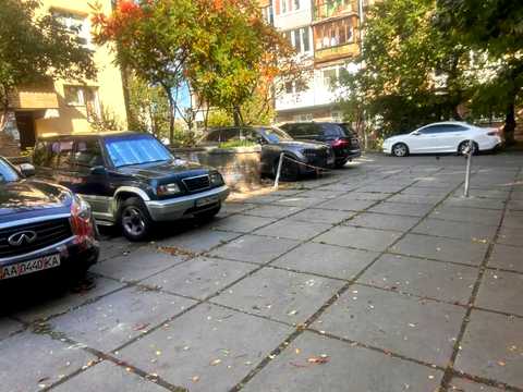 квартира за адресою Хорива вул., 50