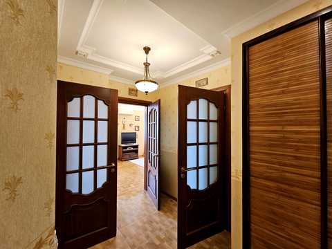 квартира за адресою Верховинна вул., 35