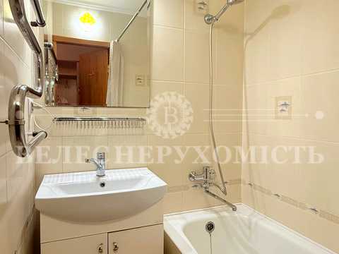 квартира за адресою Машинобудівна вул., 25