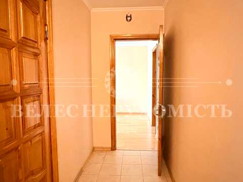 квартира за адресою Машинобудівна вул., 25