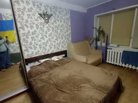 квартира за адресою Героїв Космосу вул., 1-Б