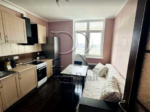квартира за адресою Любомира Гузара просп. (Космонавта Комарова), 46-В