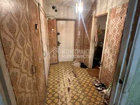 квартира по адресу Героев Сталинграда просп., 140