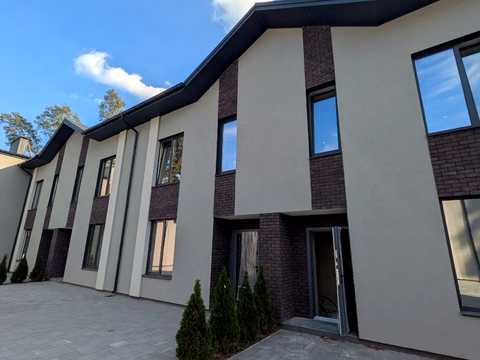 дом по адресу Ирпень, Выговского ул. (Суворова)
