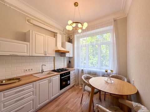 квартира за адресою Джона Маккейна вул. (Івана Кудрі), 37