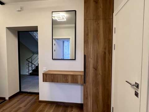 квартира по адресу Межова ул., 7