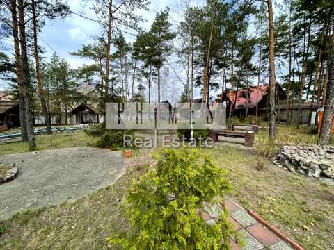 комерційна за адресою с. Підгірці, Озерна вул., 2