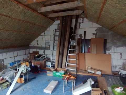 будинок за адресою Центральна вул.