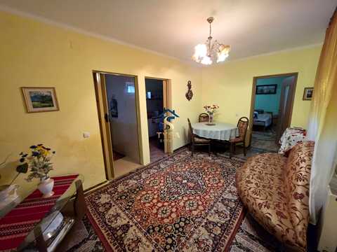 будинок за адресою смт. Тересва, Б. Хмельницького, 13