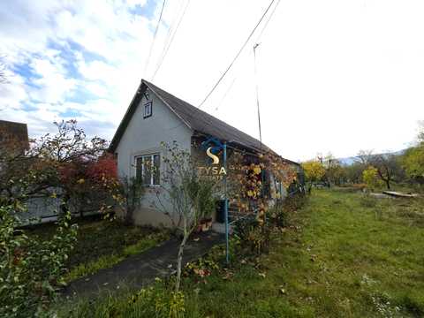 будинок за адресою смт. Тересва, Б. Хмельницького, 13
