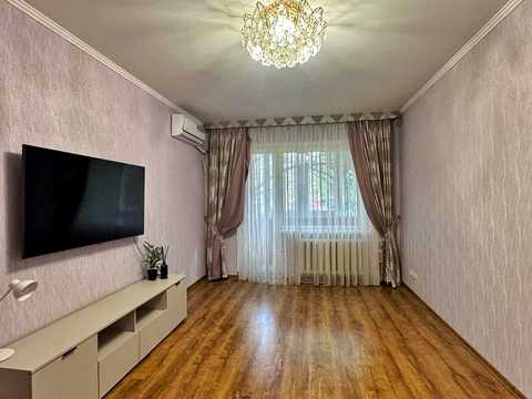 квартира за адресою Сонячний мікрорайон вул. (6-й мікрорайон), 26