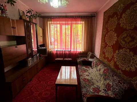 квартира за адресою  Старокостянтинів, Миру вул., 3/19