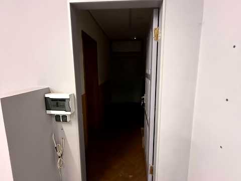 комерційна за адресою Саксаганського вул., 131-А