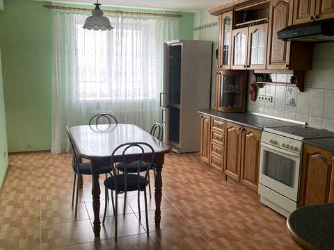 квартира по адресу Анны Ахматовой ул., 3