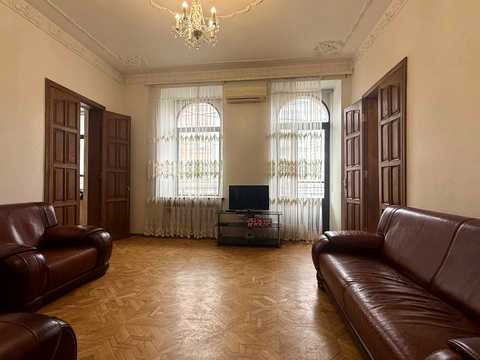 квартира по адресу Канатная ул., 75