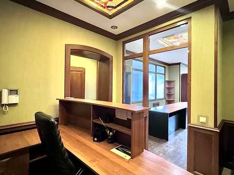 комерційна за адресою Мукачівський пров., 6/3