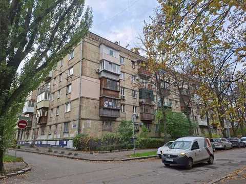 квартира за адресою Київ, Братів Зерових вул. (Червонопартизанська), 2-А