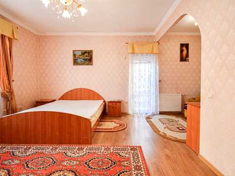 будинок за адресою Микулинецька вул., 1-Б