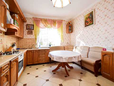 будинок за адресою Микулинецька вул., 1-Б