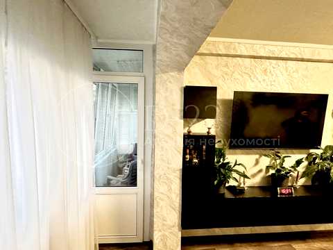 квартира за адресою Павла Тичини просп., 1