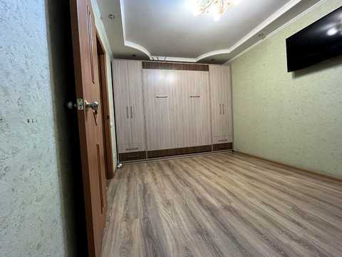 квартира за адресою Йорданська вул. (Лайоша Гавро), 22-Б