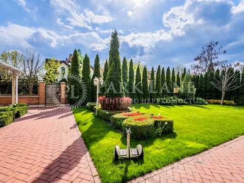 будинок за адресою Велика набережна, 27