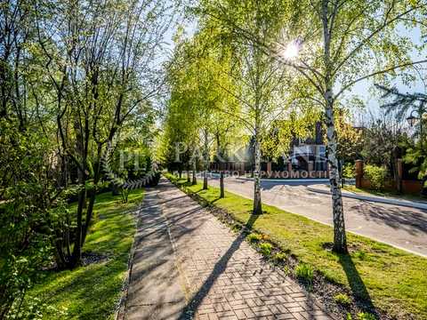 будинок за адресою Велика набережна, 27