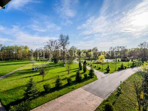 будинок за адресою Велика набережна, 27
