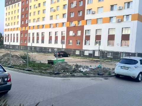 коммерческая по адресу Героїв Майдану ул., 31