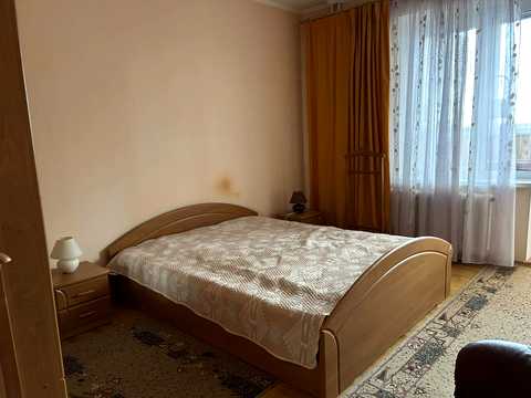 квартира за адресою Київ, Академіка Булаховського вул., 5-Б
