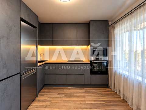 квартира по адресу Юбилейный просп., 33