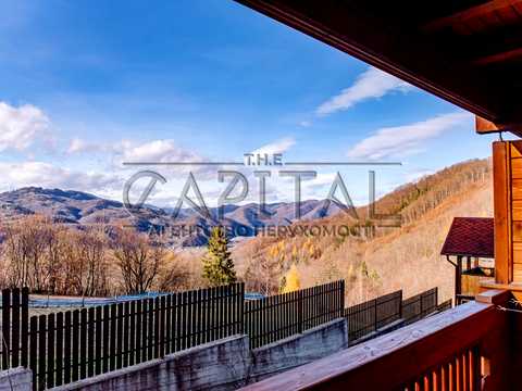 комерційна за адресою Підзахаричі, 1