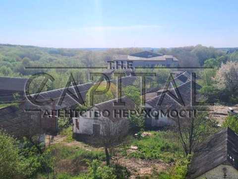 комерційна за адресою Бар, Кармелюка, 1