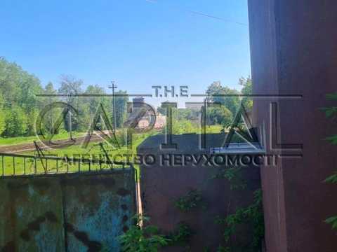 комерційна за адресою Бар, Кармелюка, 1