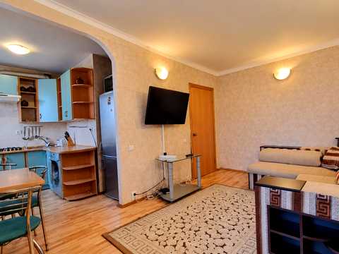 квартира за адресою Машинобудівна вул., 36